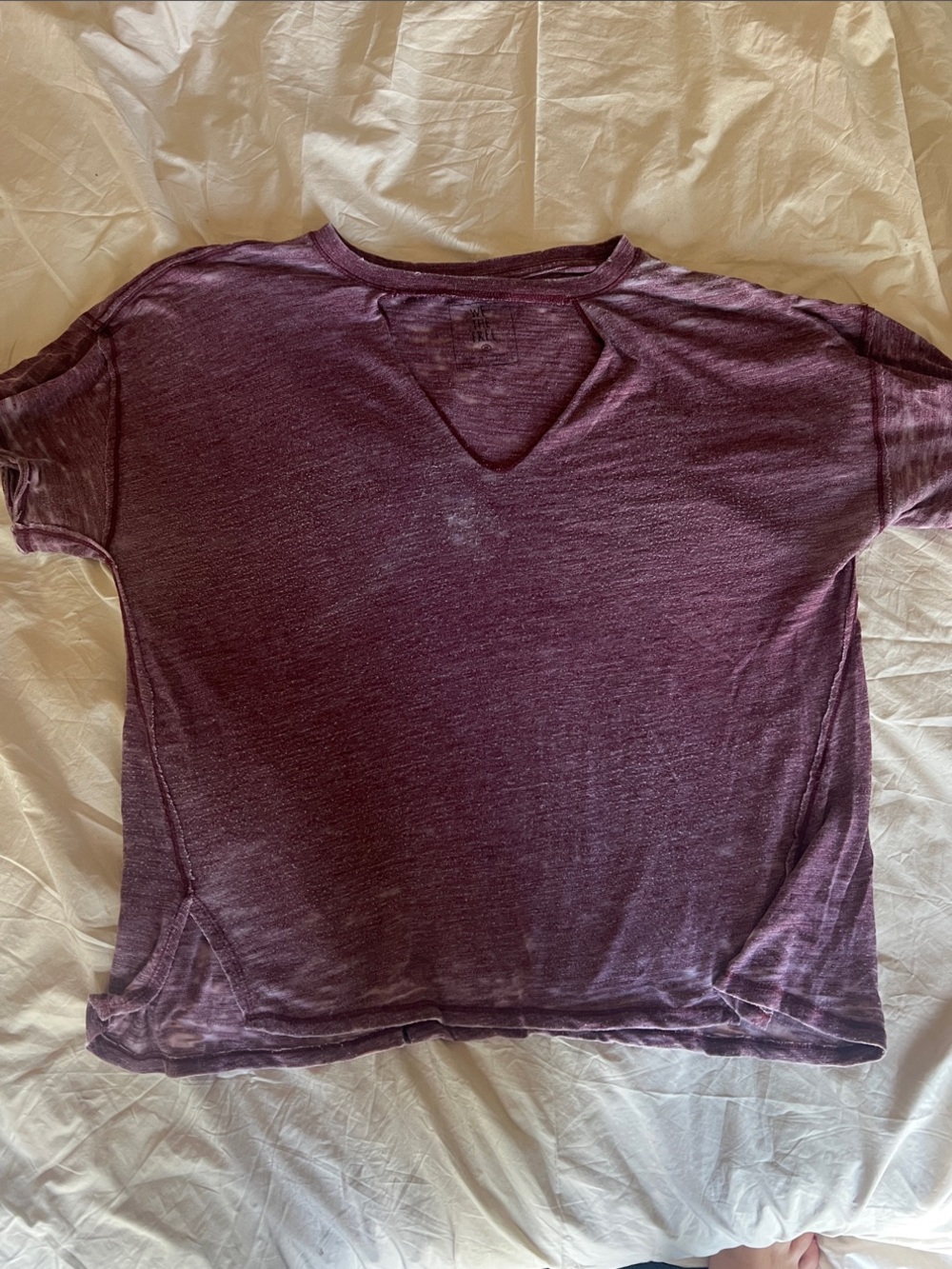 We the Free Washed Plum Short Sleeve V-Neck Women's Top Size M